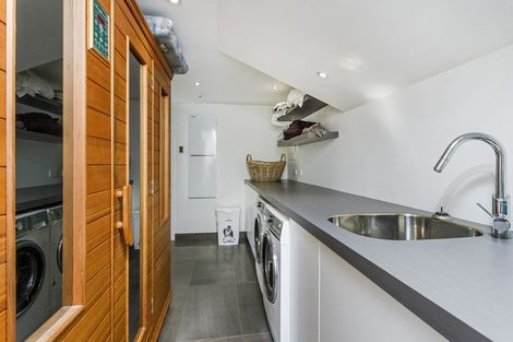 Photo of property in 11 Eric Price Avenue, Takapuna, Auckland, 0620