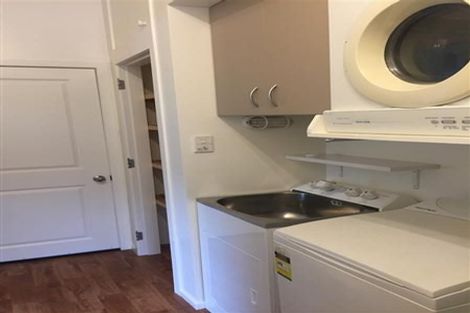 Photo of property in 154 Darlington Road, Miramar, Wellington, 6022