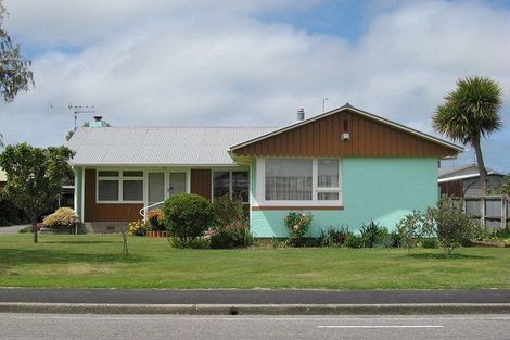 Photo of property in 24 Meadow Street, Kaiapoi, 7630