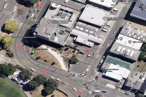 Photo of property in Grandstand Apartments, 4/80 Kent Terrace, Mount Victoria, Wellington, 6011