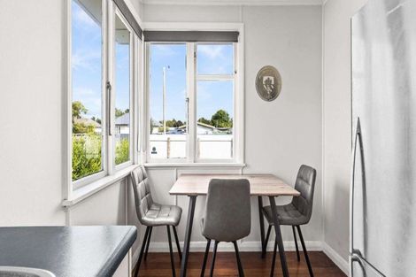 Photo of property in 2a Savage Crescent, Marewa, Napier, 4110