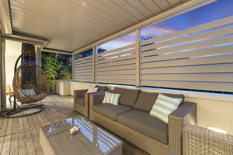 Photo of property in 2/55 Parr Terrace, Castor Bay, Auckland, 0620