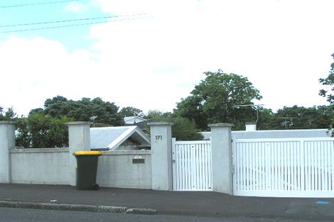 Photo of property in 171 Queen Street, Northcote Point, Auckland, 0627