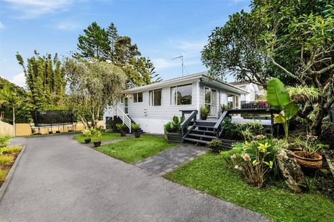 Photo of property in 63 Weatherly Road, Torbay, Auckland, 0630
