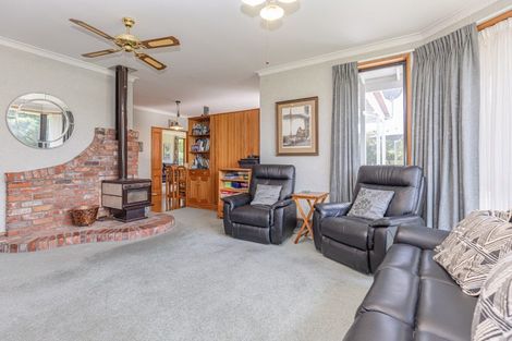 Photo of property in 31 Tararua Drive, Upper Plain, Masterton, 5888