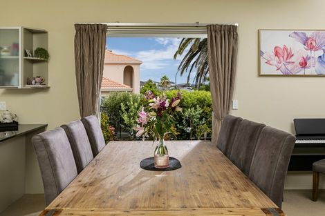 Photo of property in 22/40 Scarlet Oak Drive, Schnapper Rock, Auckland, 0632