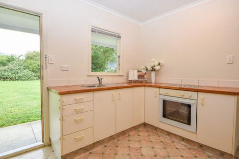 Photo of property in 24 Moreton Road, Carterton, 5713