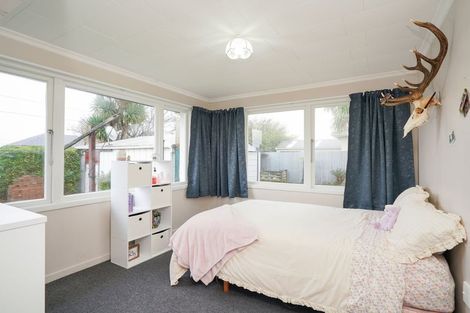 Photo of property in 273 Conyers Street, Strathern, Invercargill, 9812