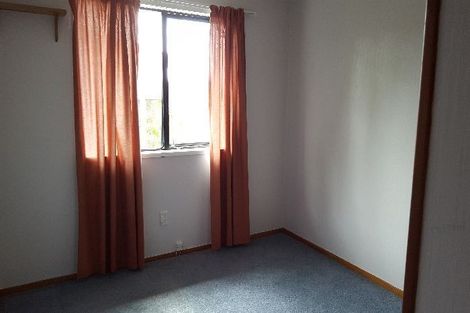 Photo of property in 4 Target Road, Totara Vale, Auckland, 0629