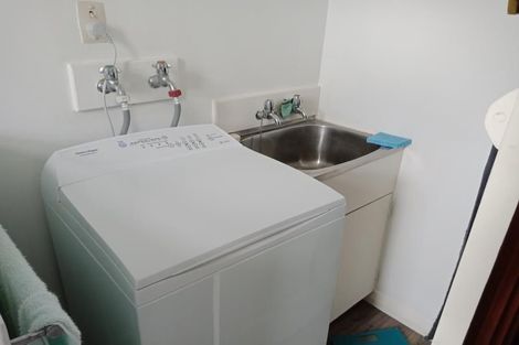 Photo of property in 1/33 Richmond Grove, Woburn, Lower Hutt, 5010