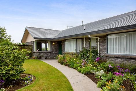 Photo of property in 11 Ash Place, Whalers Gate, New Plymouth, 4310