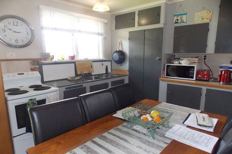 Photo of property in 3 Denbigh Place, Awapuni, Palmerston North, 4412
