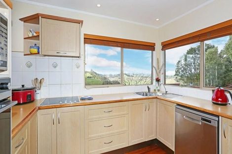 Photo of property in 35 Trigg Road, Huapai, Kumeu, 0810