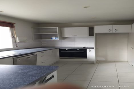 Photo of property in 8a Tide Close, Mount Wellington, Auckland, 1060