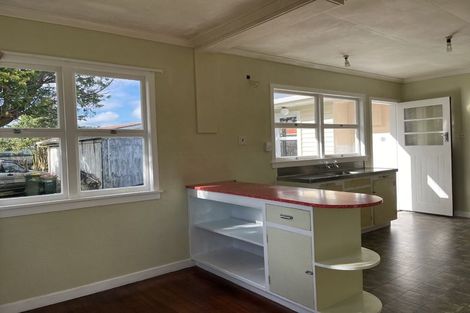 Photo of property in 145 Coronation Avenue, Welbourn, New Plymouth, 4310