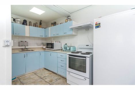 Photo of property in 10/80 Bruce Mclaren Road, Henderson, Auckland, 0612