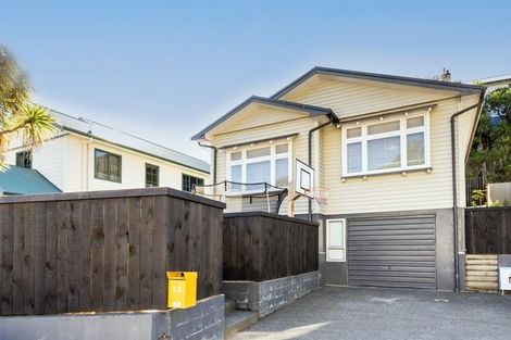 Photo of property in 44 Faraday Street, Hospital Hill, Napier, 4110
