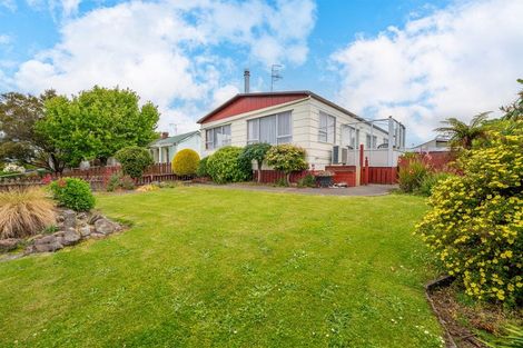 Photo of property in 22 Avenue Road, West End, Timaru, 7910