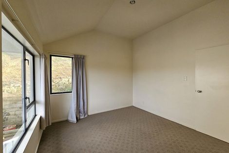 Photo of property in 6b Atamira Close, Churton Park, Wellington, 6037