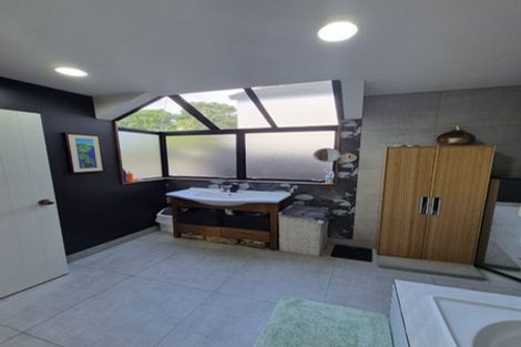 Photo of property in 1/14 Beresford Street, Bayswater, Auckland, 0622