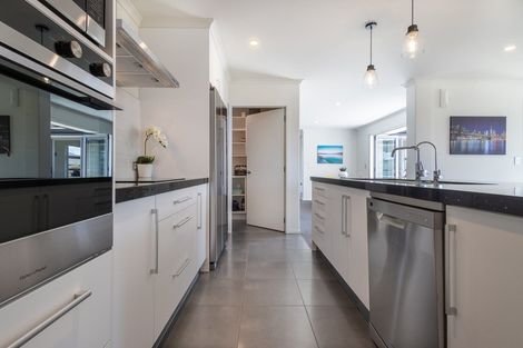 Photo of property in 48 Jarrett Terrace, Leamington, Cambridge, 3432