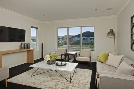 Photo of property in 2b Masters Road, Waiuku, 2681