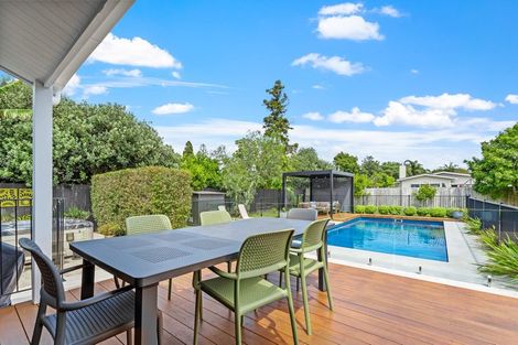 Photo of property in 71 The Circle, Manly, Whangaparaoa, 0930