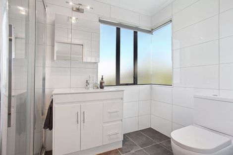 Photo of property in 21 Waller Avenue, Bucklands Beach, Auckland, 2012