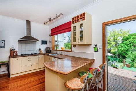 Photo of property in 22 David Street, Bayswater, Auckland, 0622