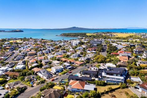 Photo of property in 26 Ngaiwi Street, Orakei, Auckland, 1071