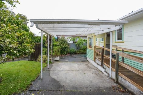 Photo of property in 7 Bowling Road, Greenmeadows, Napier, 4112