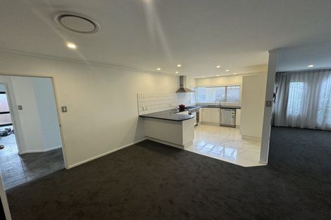 Photo of property in 11 Aspen Way, Kelvin Grove, Palmerston North, 4414