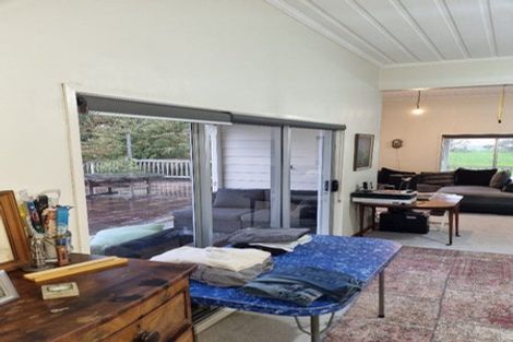 Photo of property in 27 Parrs Road, Hurworth, New Plymouth, 4371