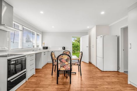 Photo of property in 22 Sunrise Avenue, Owhata, Rotorua, 3010