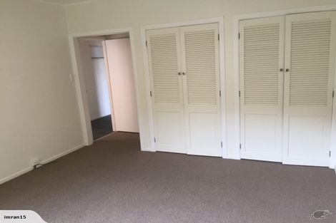 Photo of property in 132 Parkvale Road, Karori, Wellington, 6012