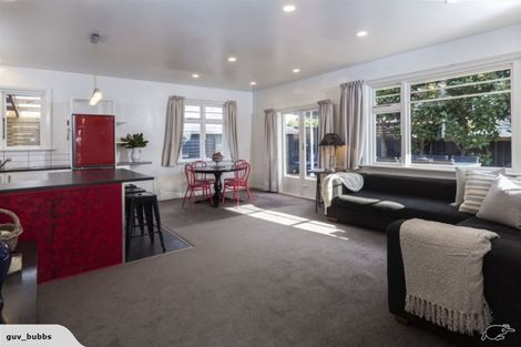 Photo of property in 104 Retreat Road, Avonside, Christchurch, 8061