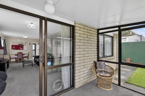 Photo of property in 2 Vogel Street, Fitzroy, New Plymouth, 4312