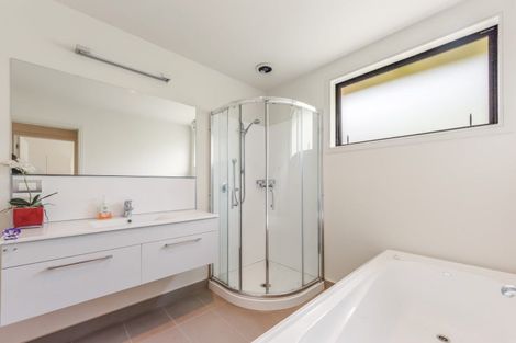 Photo of property in 12 Norfolk Place, Stoke, Nelson, 7011