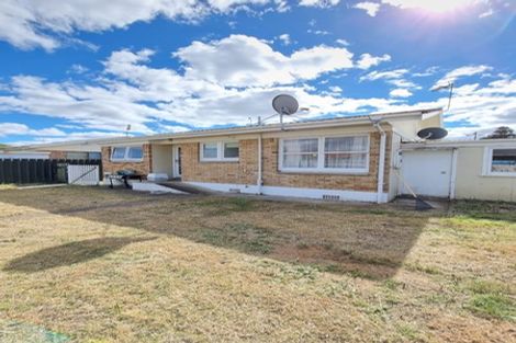 Photo of property in 14a Elizabeth Street, Papakura, 2110