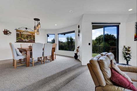 Photo of property in 371b Mangorei Road, Merrilands, New Plymouth, 4312