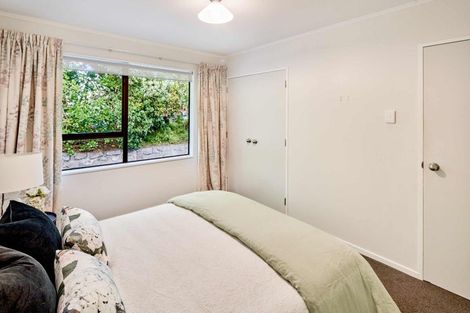 Photo of property in 2/11 Te Arawi Street, Takapuwahia, Porirua, 5022