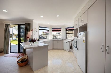 Photo of property in 73 Endeavour Avenue, Flagstaff, Hamilton, 3210