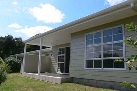 Photo of property in 103 Yorke Road, Haruru, 0204