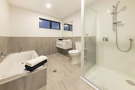 Photo of property in 22 Courage Road, Papakura, 2110