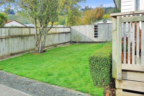 Photo of property in 51 Oregon Drive, Maoribank, Upper Hutt, 5018