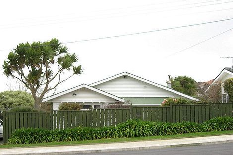 Photo of property in 27 Kano Street, Karori, Wellington, 6012