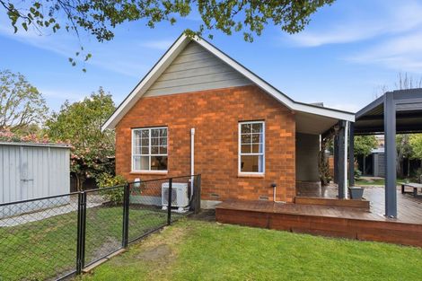 Photo of property in 7 Calbreath Place, Russley, Christchurch, 8042
