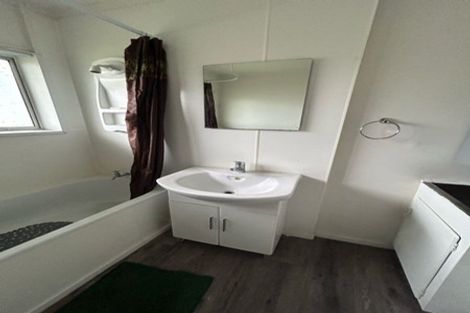 Photo of property in 1 Ihaka Place, Papatoetoe, Auckland, 2104