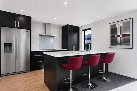 Photo of property in 18 Grimwood Street, Woodend, 7610