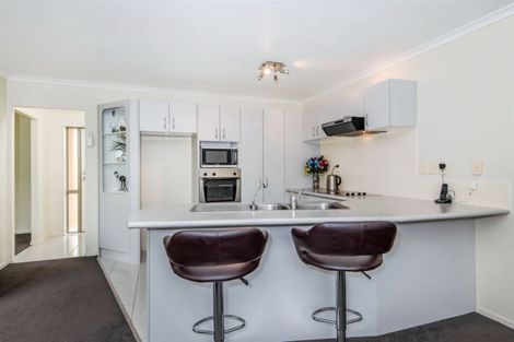 Photo of property in 46 Robert Ross Place, Clendon Park, Auckland, 2103